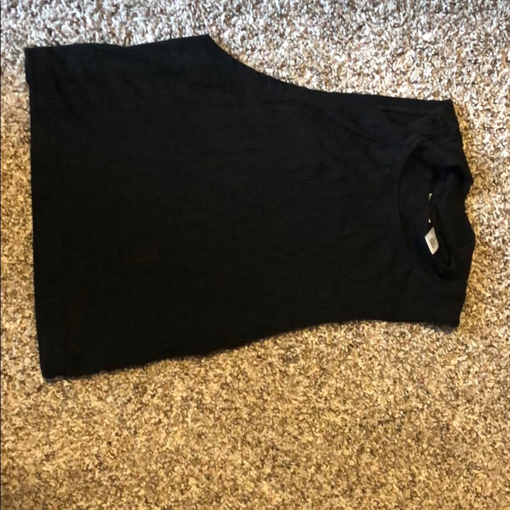 Black BP crop top